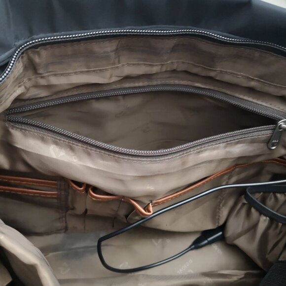 Relavel Black & Brown Unisex Zipper Closure Computer Tote with Built in USB - Picture 10 of 16